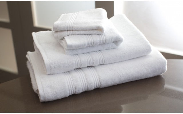 http://www.comphy.com/cdn/shop/products/bamboo_towels.jpg?v=1694459410